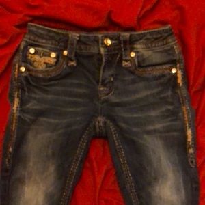 Rock revival, boot cut jeans